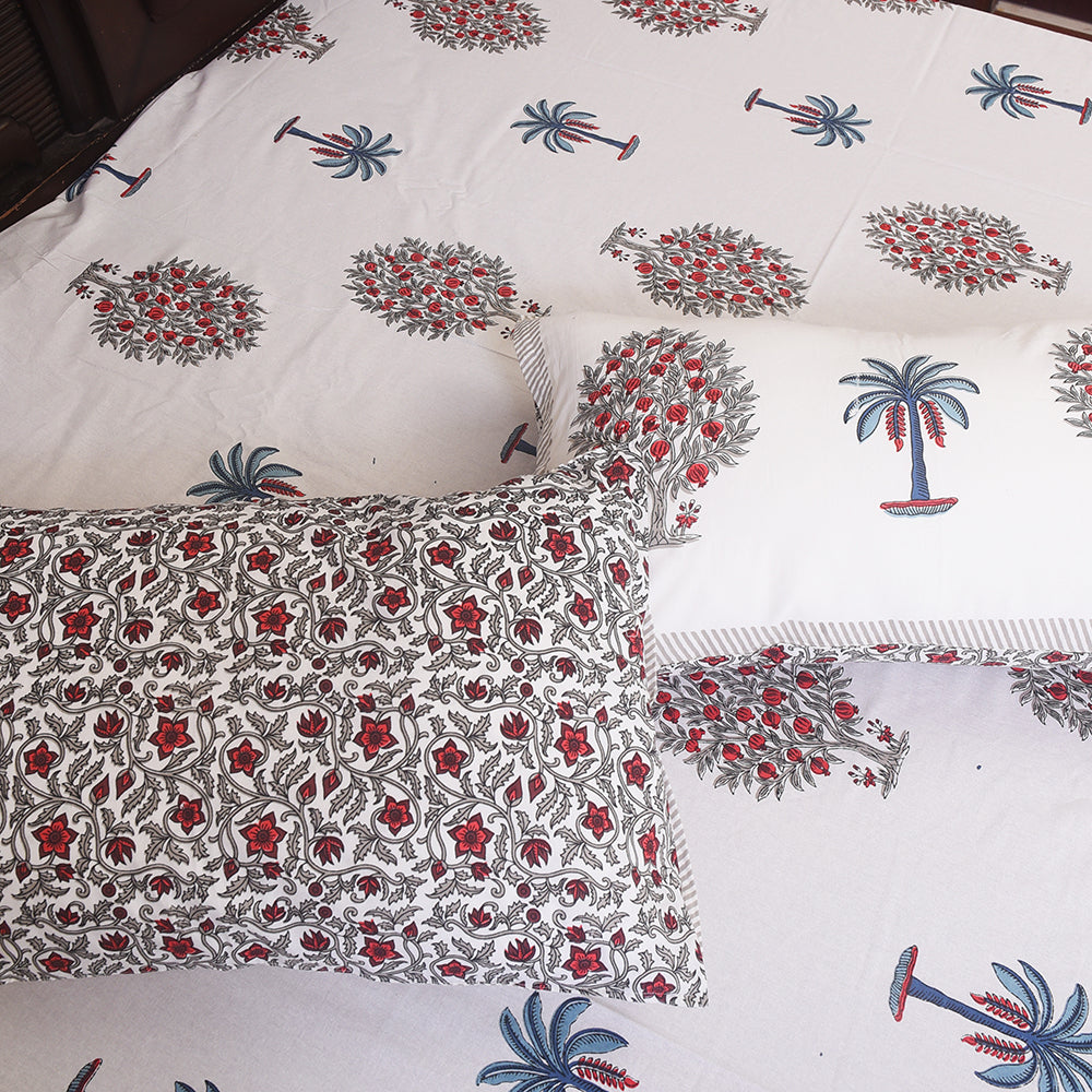 Elegant Floral Printed Cotton Bedsheet – Blue & Grey Bloom, King Size