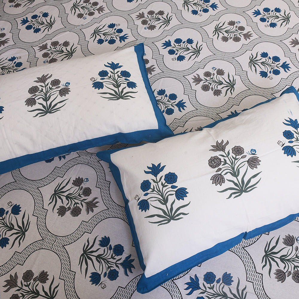 Bird & Floral Printed Cotton Bedsheet Set – King Size Elegance