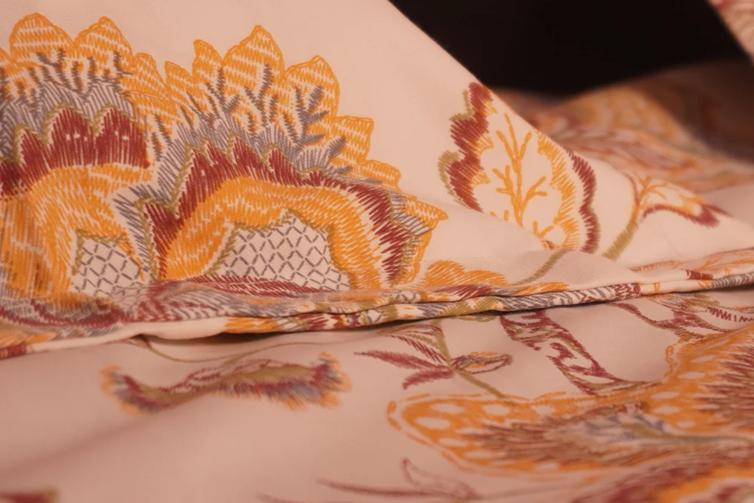 Essential Care Routines to Maintain Vibrant and Long-Lasting Bedsheets