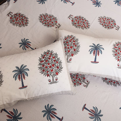 Elegant Floral Printed Cotton Bedsheet – Blue & Grey Bloom, King Size