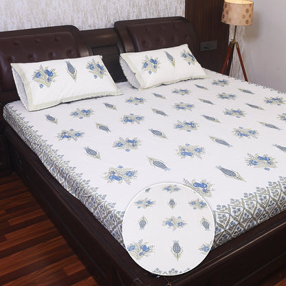 Elegant Cotton Printed Bedsheet with Blue Floral Motifs – Soft & Breathable King Size