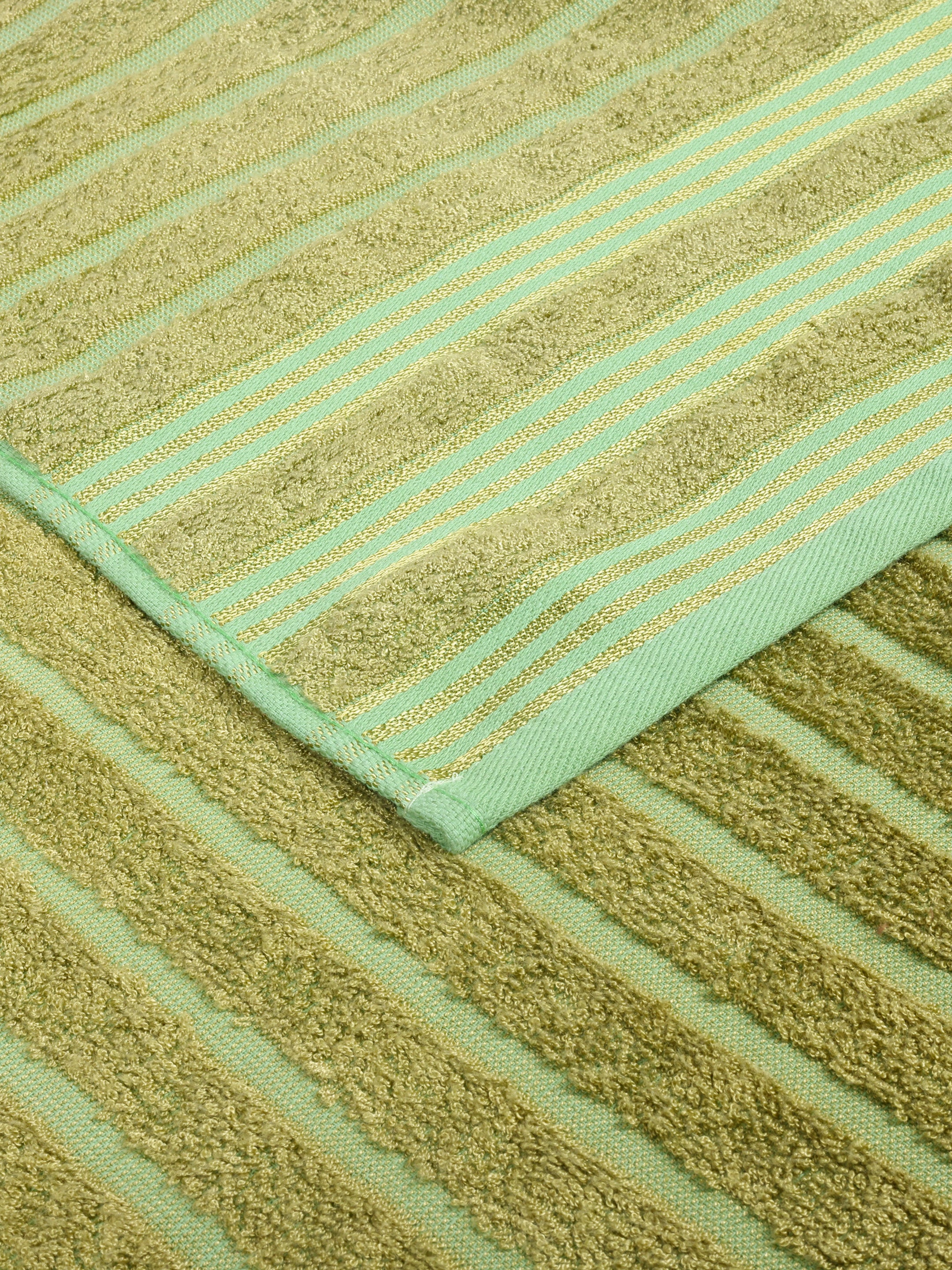 Pure Bamboo Premium Bath Towel (Green) Secondary image