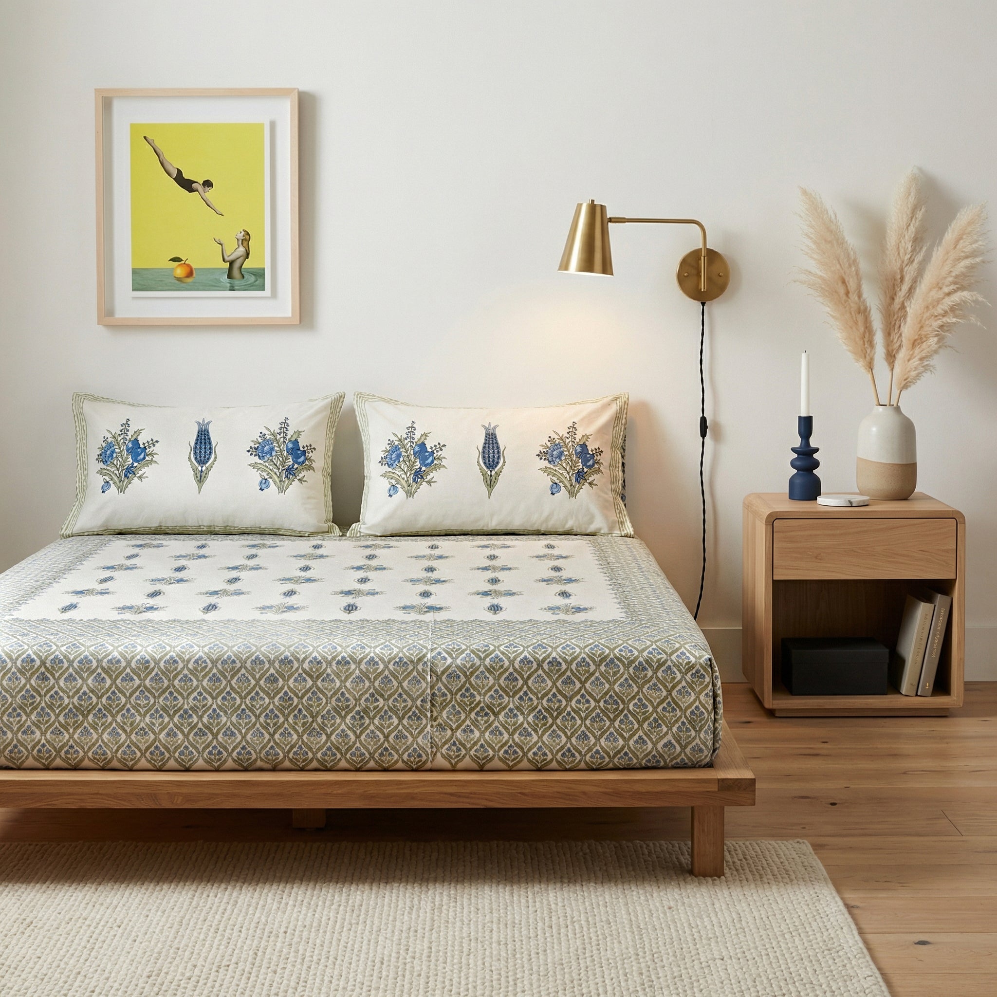 Blue Motif Print Bedsheet